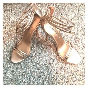 Rose gold Madden heels size 7 Like New